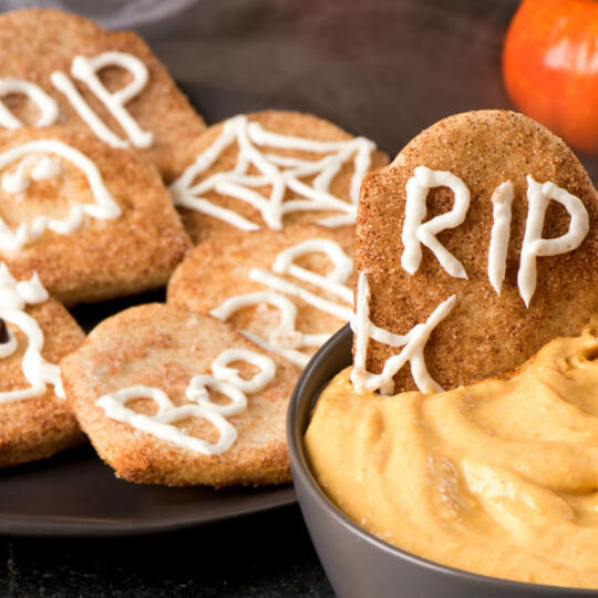 Cinnamon Sugar Tombstone Toasts with Warm Pumpkin Spice Dip | Dempster's